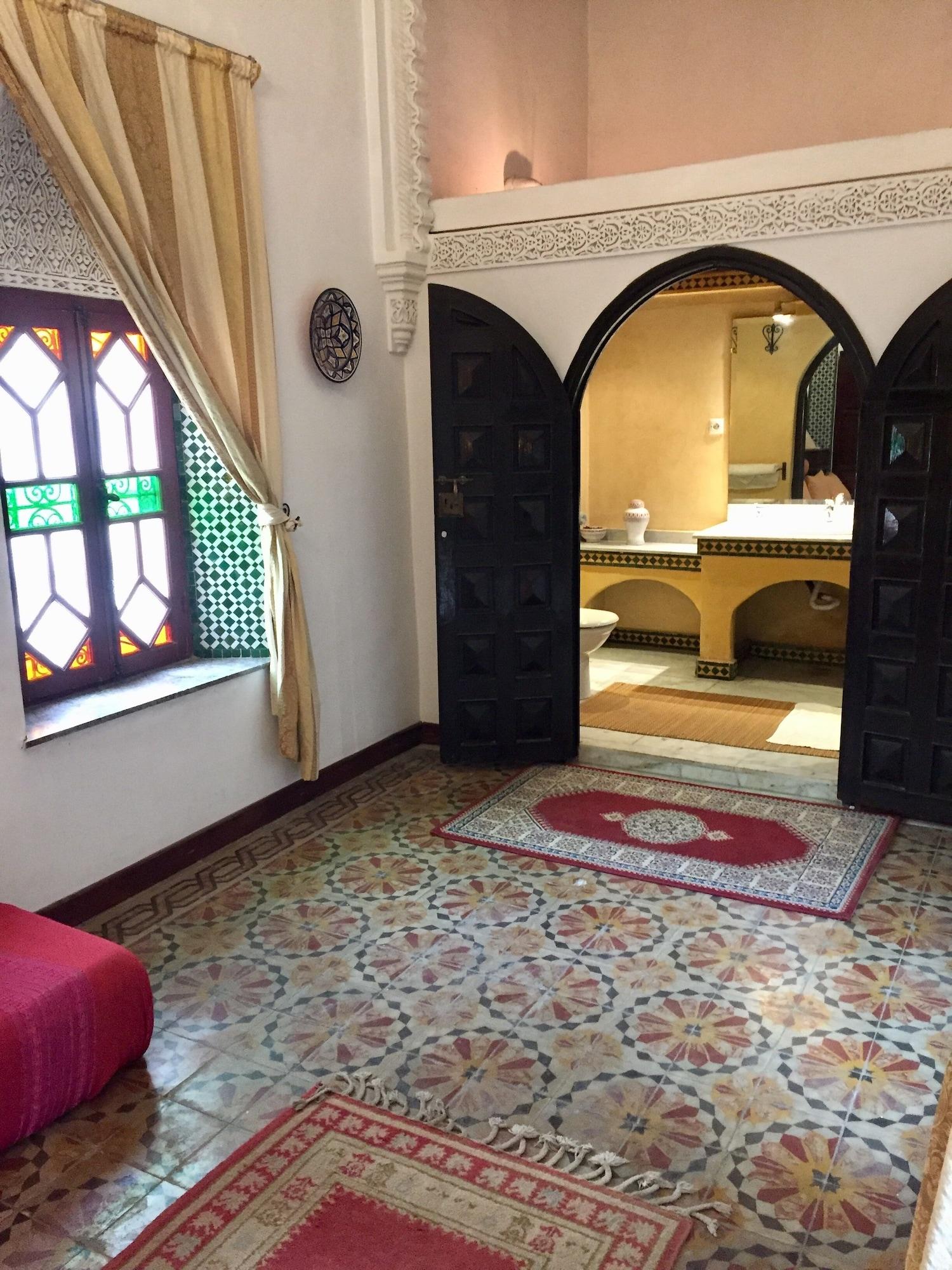 Riad A La Belle Etoile Salé Exterior photo